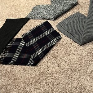 Classic Men's Plaid and Solid Scarves Set